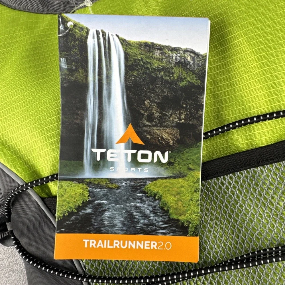 Teton Sports Trail Runner 2.0 Hydration Hiking Backpack Adventure Rugged Minimal
